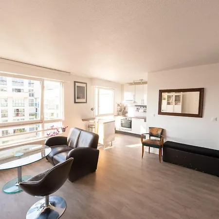 35 M Love Cocoon Cozy And Quiet Paris